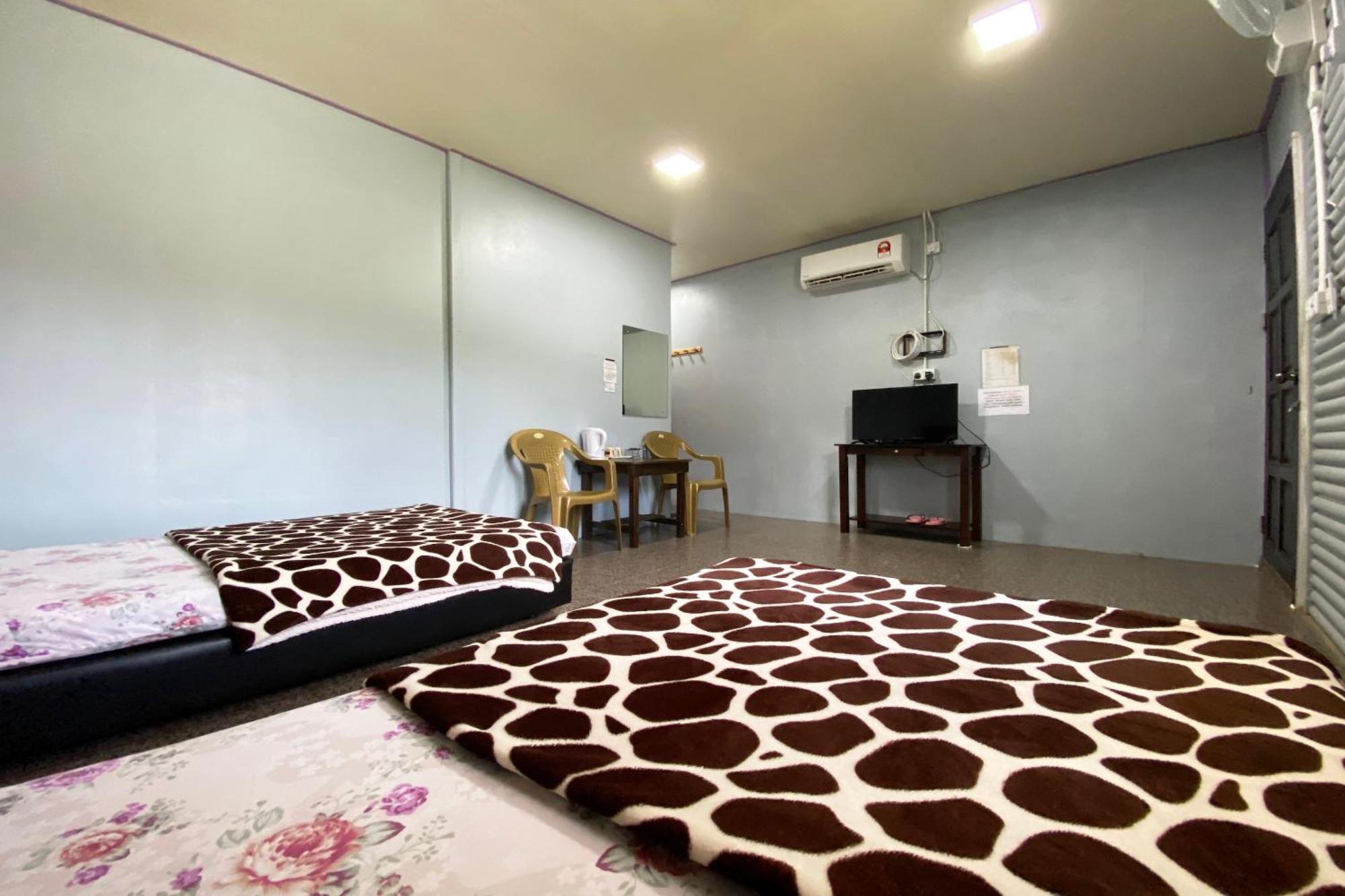 Oyo 90284 Kampung Stay Kilimu Ranau Bagian luar foto