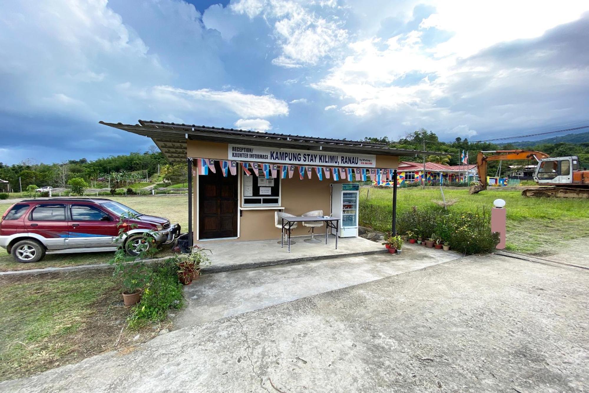 Oyo 90284 Kampung Stay Kilimu Ranau Bagian luar foto